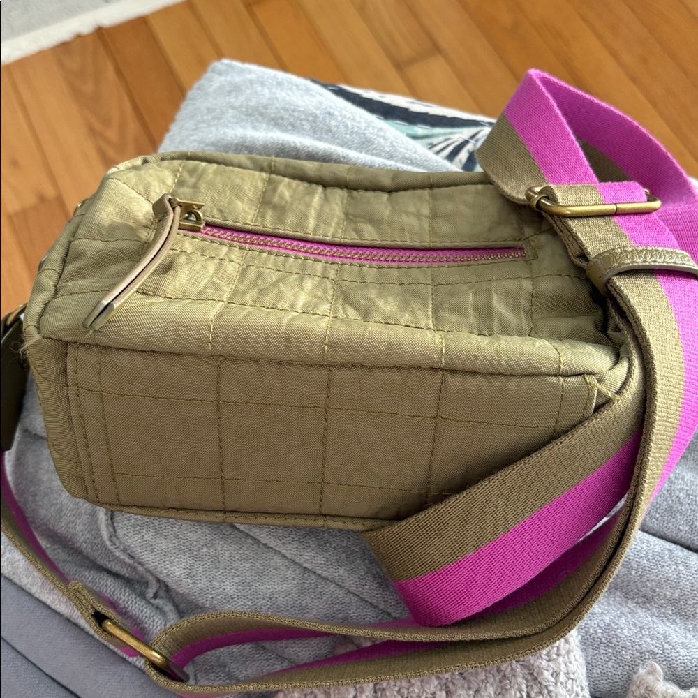 Universal Thread Crossbody/Clutch - image 7